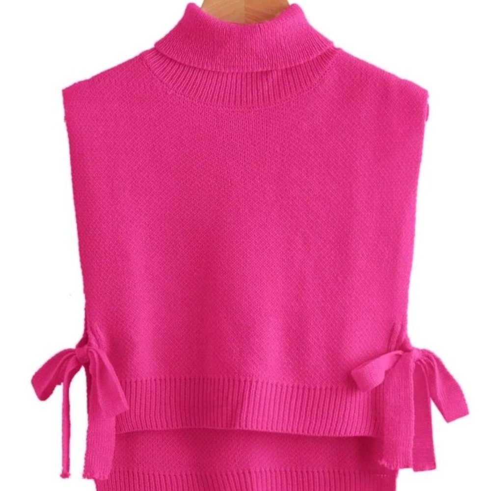 PINK SWEATER VEST TURTLENECK